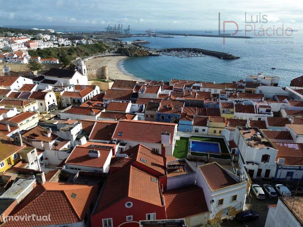 Moradia Centro Histórico de Sines | Projeto Aprovado | Excelente Te... - Grande imagem: 3/30