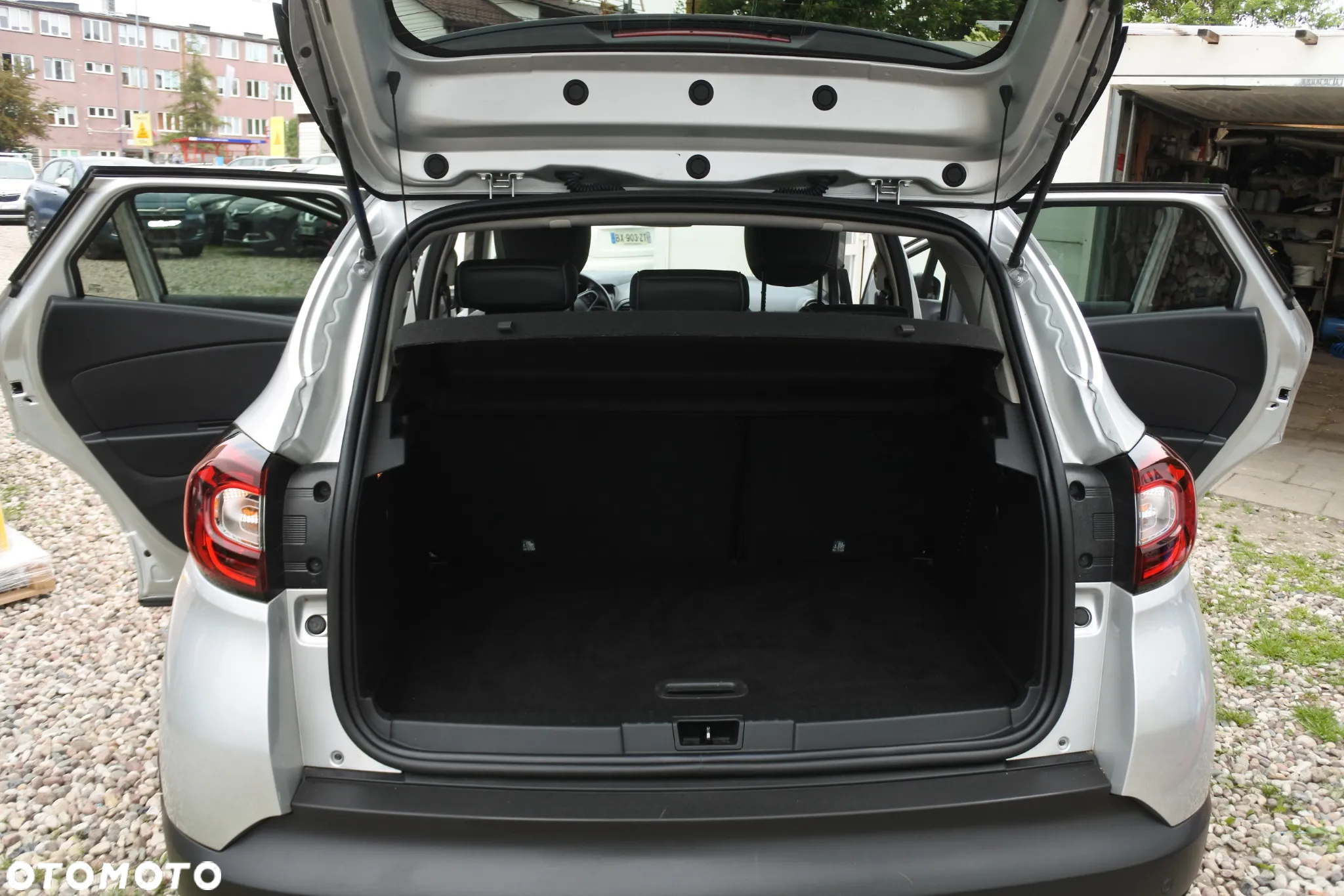 Renault Captur ENERGY TCe 120 EDC Luxe - 12