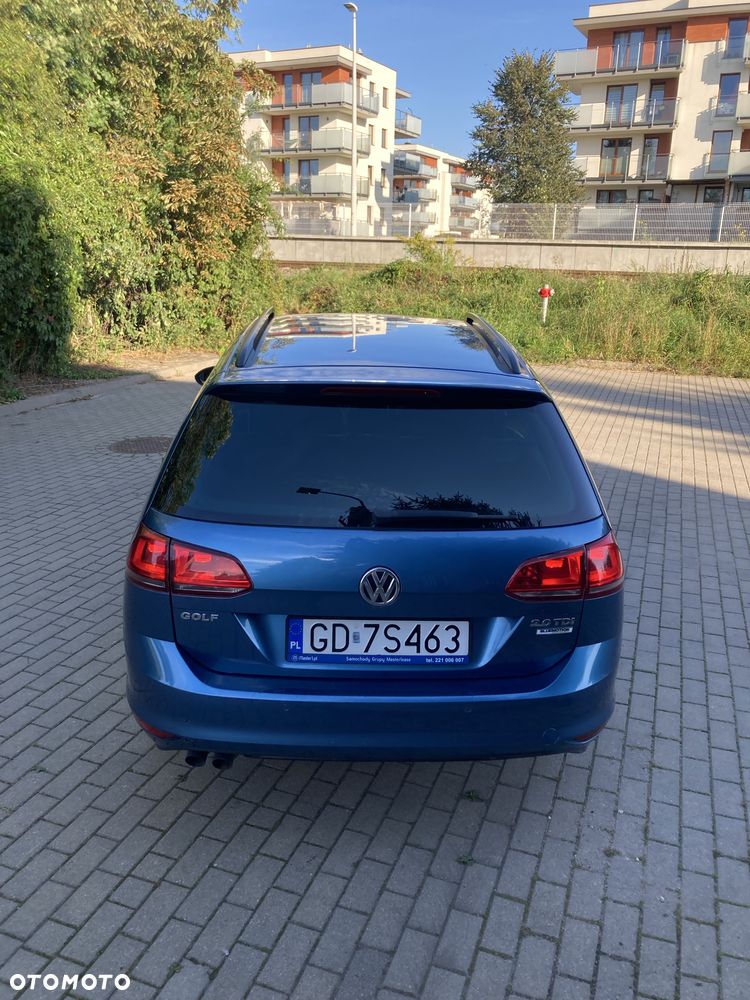 Volkswagen Golf - 2