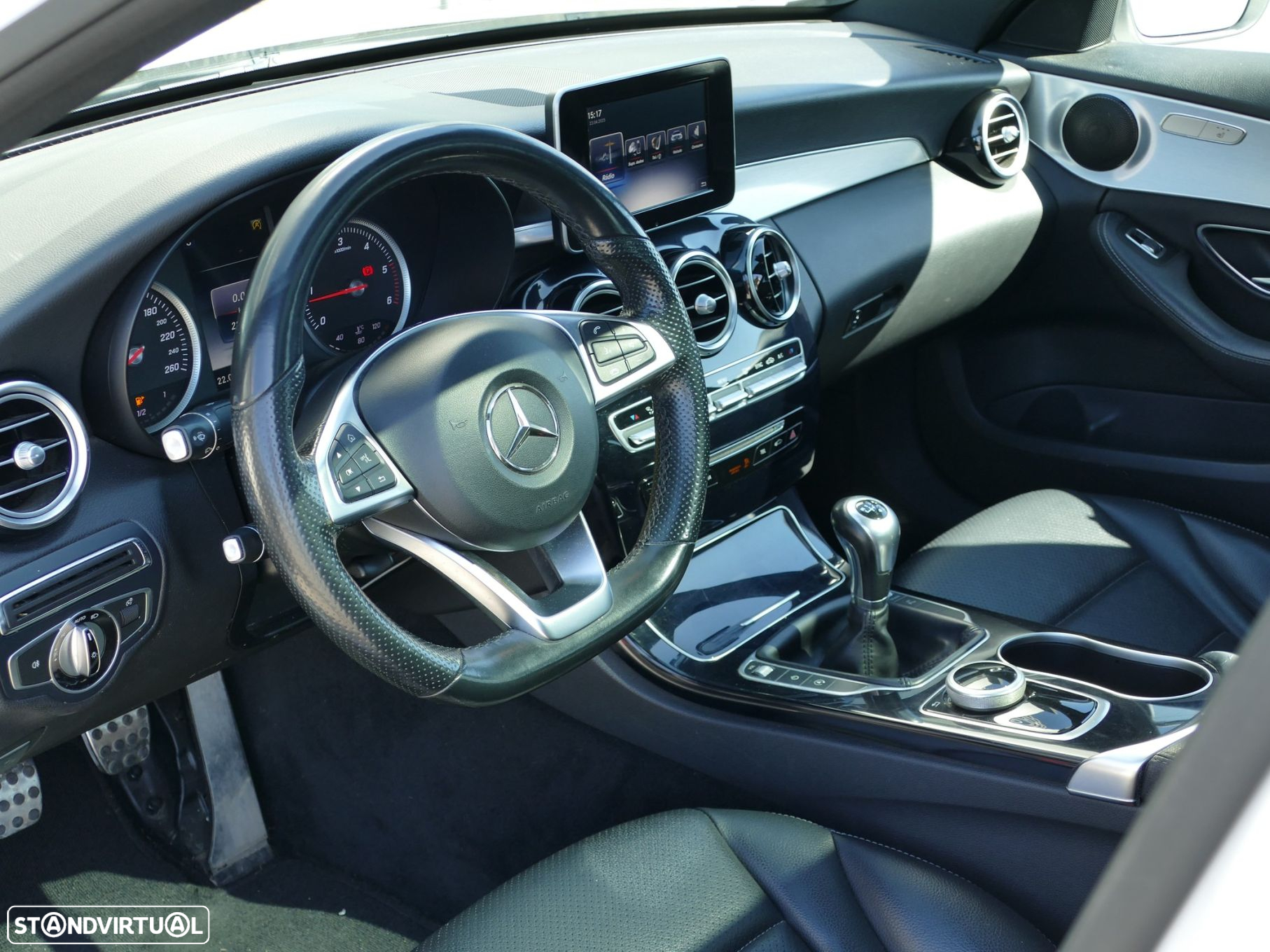 Mercedes-Benz C 220 d AMG Line - 12
