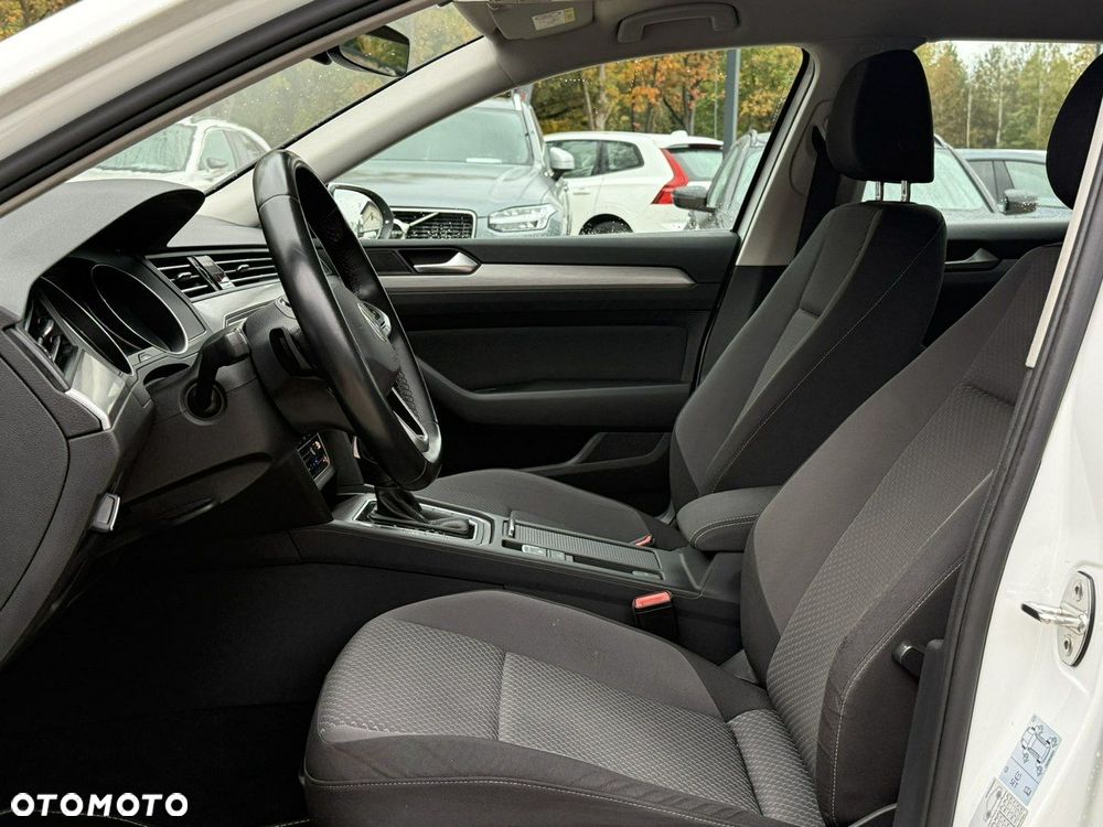 Volkswagen Passat 2.0 TDI EVO Business DSG - 12