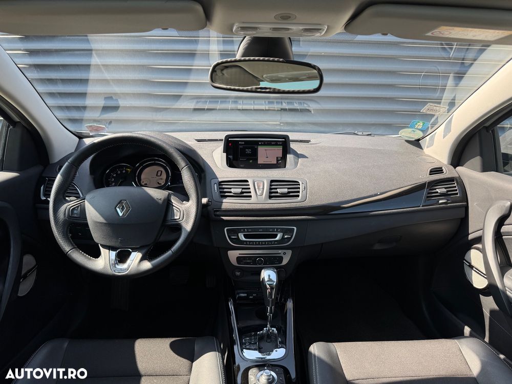 Renault Megane Coupe TCe 130 EDC Bose Edition - 15