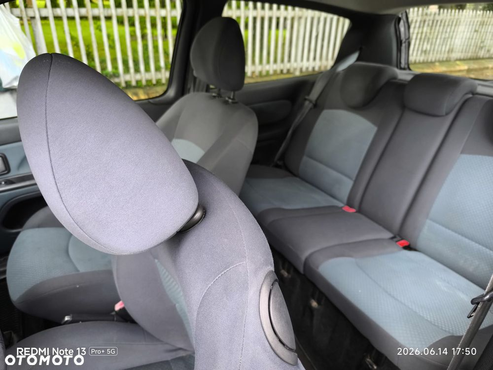Renault Clio - 2