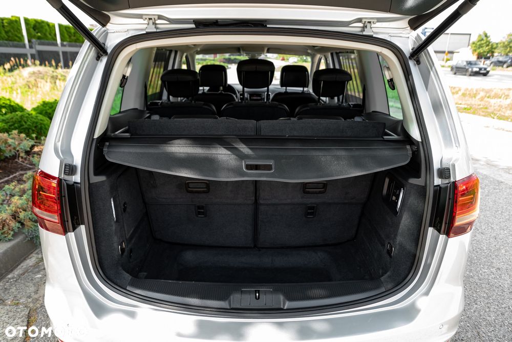 Volkswagen Sharan 2.0 TDI DSG BlueMotion Technology Highline - 19