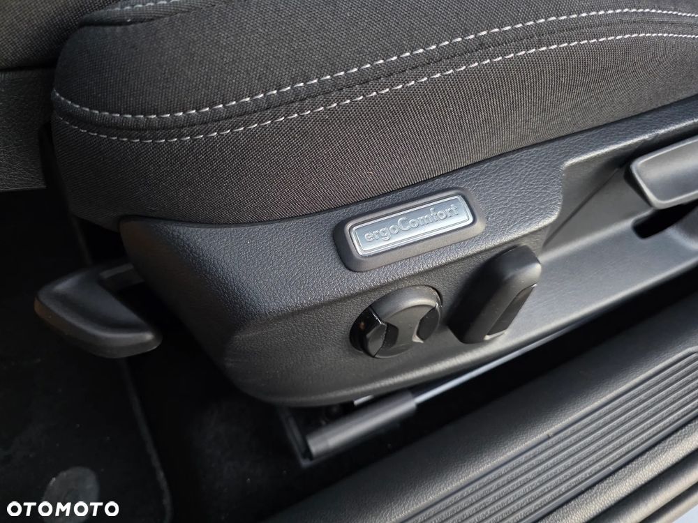 Volkswagen Passat ver-2-0-tdi-evo-business-dsg - 24