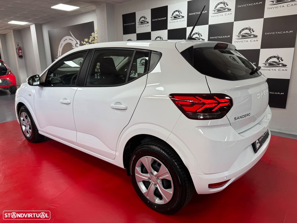 Dacia Sandero 1.0 SCe Essential - 6