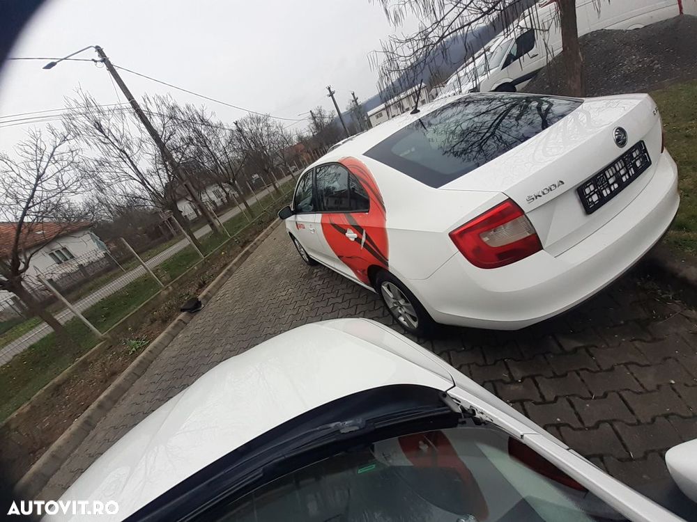 Skoda RAPID 1.6 TDI Ambition - 6