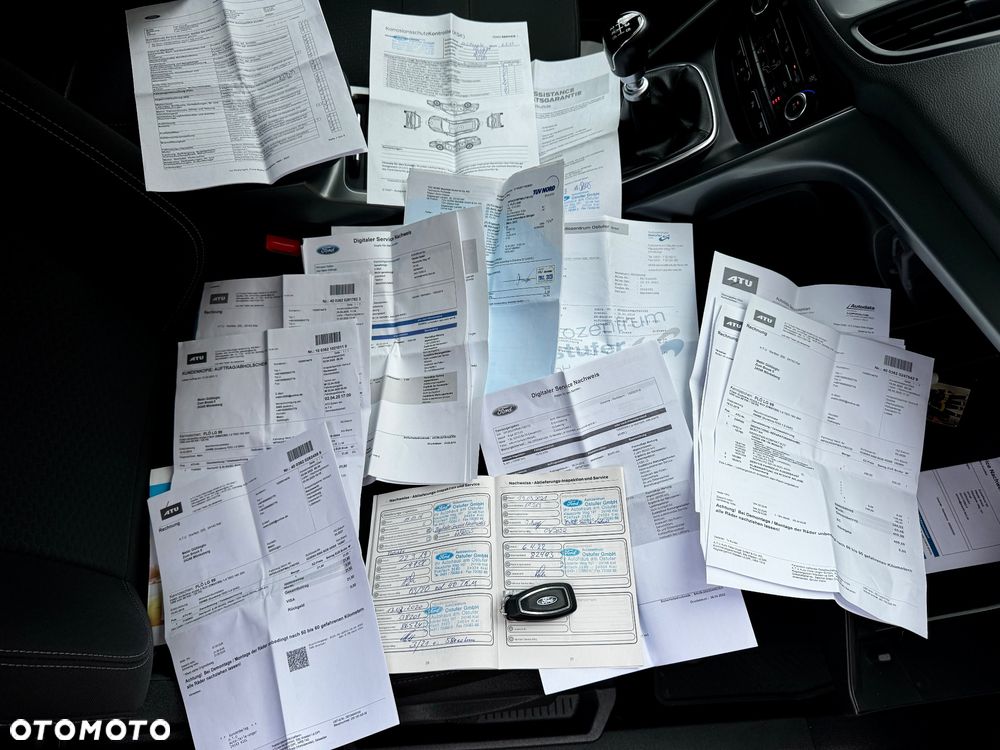 Ford Kuga - 8