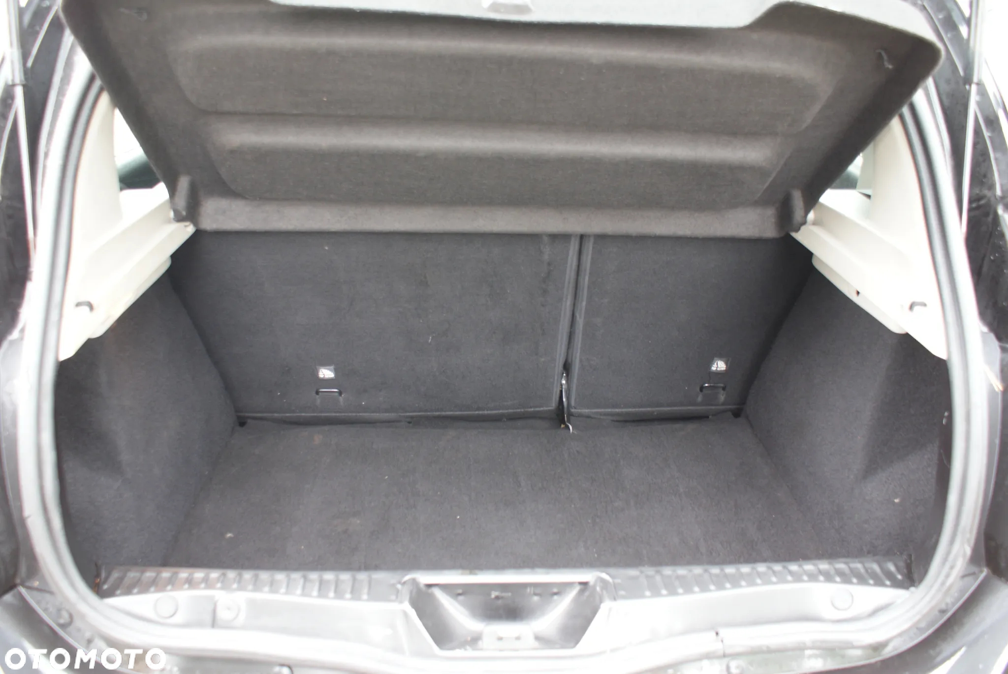Dacia Sandero SCe 75 Acces - 11