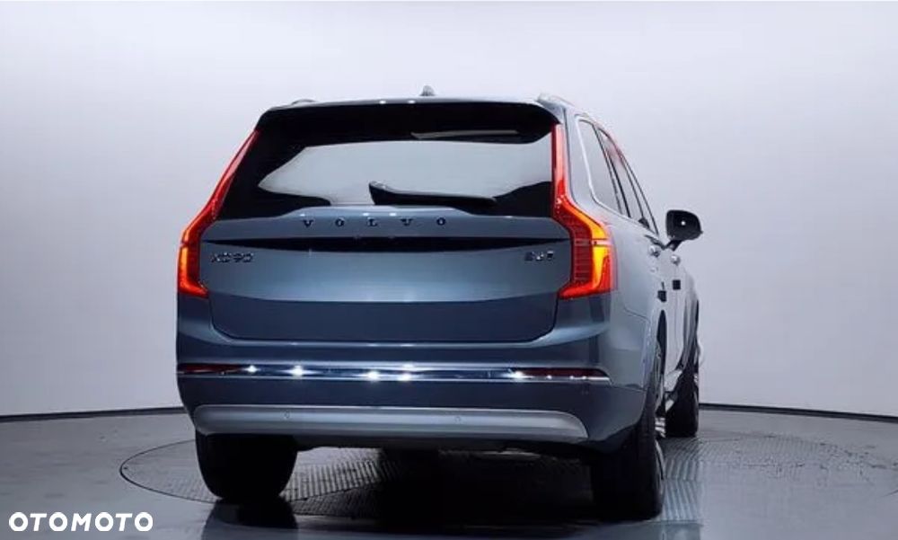 Volvo XC 90 - 4