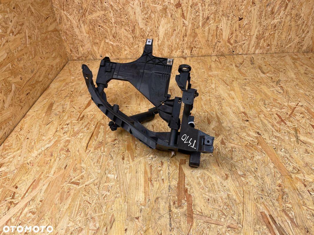 MOCOWANIE OKULAR SPRYSK LAMPY PRZÓD PRAWY AUDI A5 8T 8T0805608R LIFT 2011- - 1