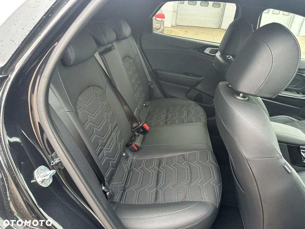 Kia XCeed 1.6 T-GDI Tribute DCT - 20