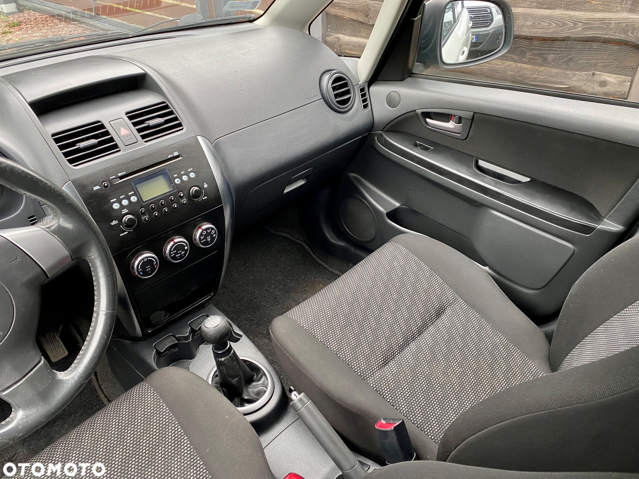 Suzuki SX4 1.6 GS / Premium - 18
