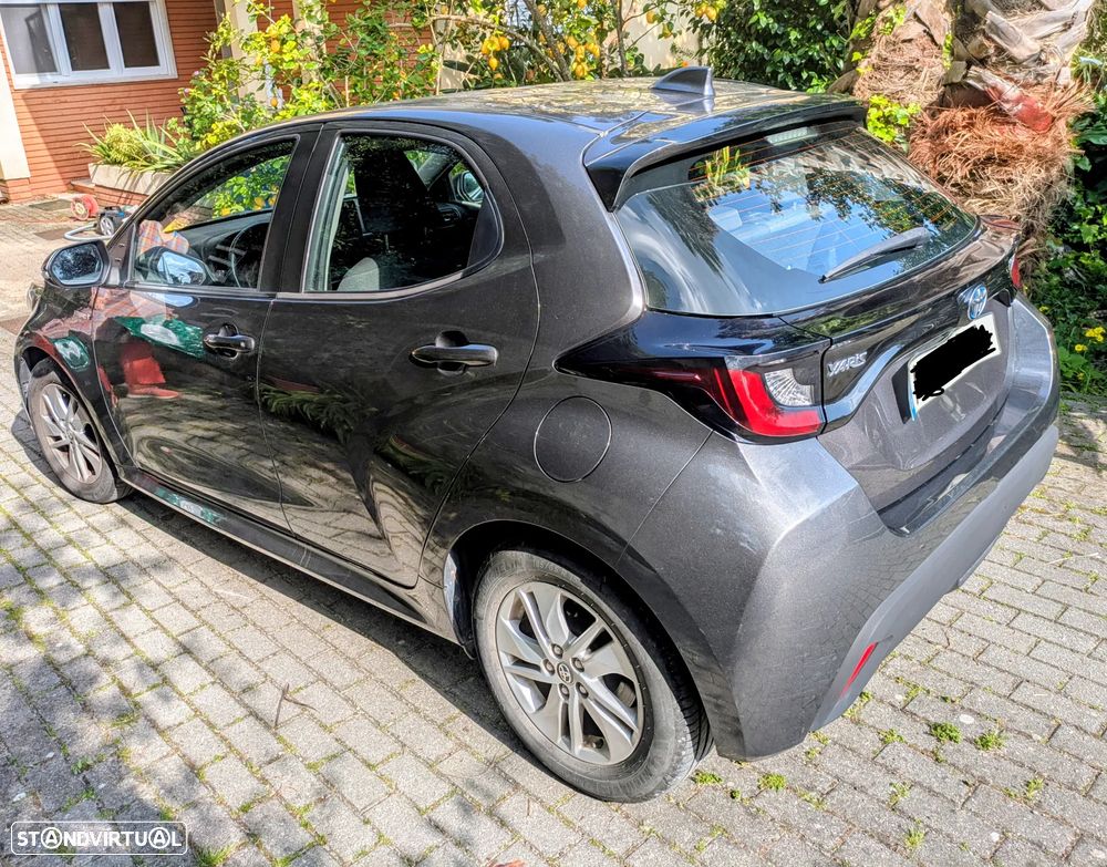 Toyota Yaris - 4