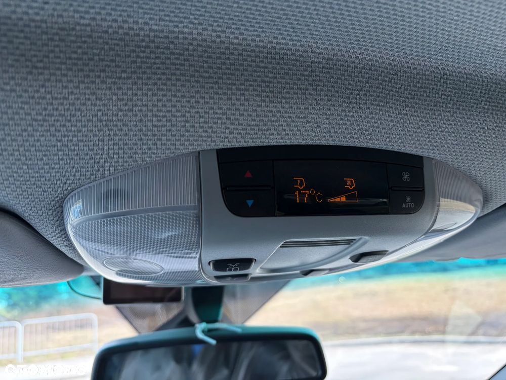 Mercedes-Benz Vito Shuttle 639.701 - 20