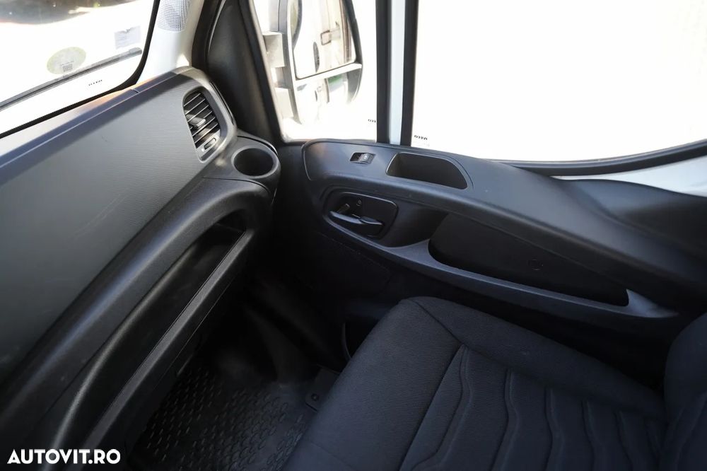 Iveco DAILY 35-130 / FRIGIDER / MULTIMEMBRU / 2 UNITĂȚI THERMO KING / IMPORTATE - 31