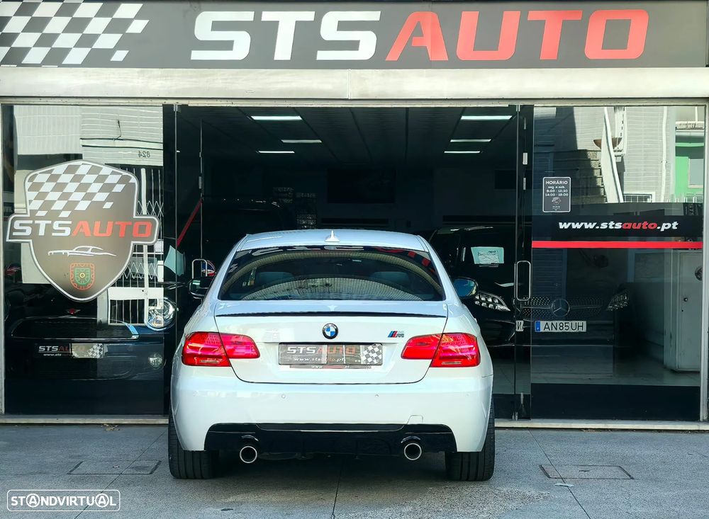 BMW 320 d M Sport Edition - 14