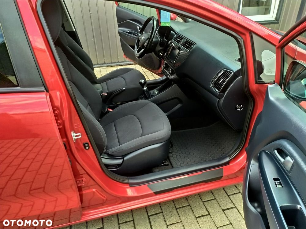 Kia Rio - 25