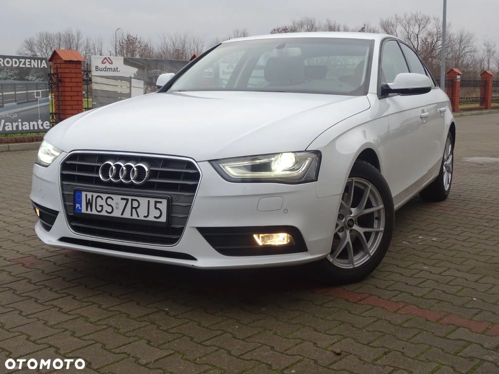 Audi A4 Limousine - 13