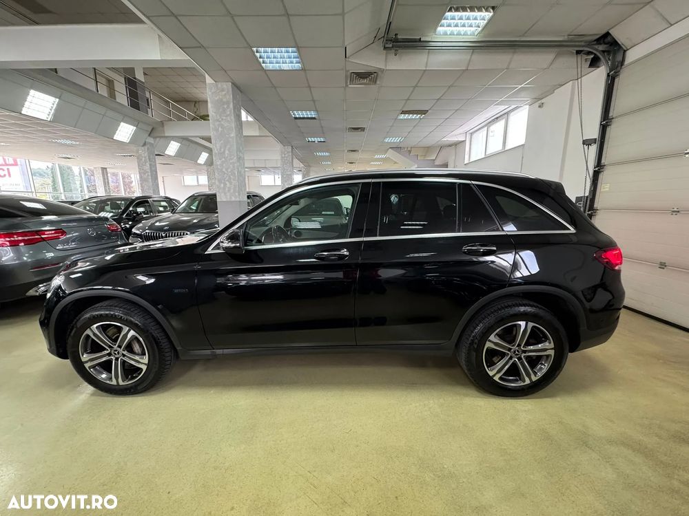 Mercedes-Benz GLC 300 e 4Matic 9G-TRONIC Edition AMG Line - 11