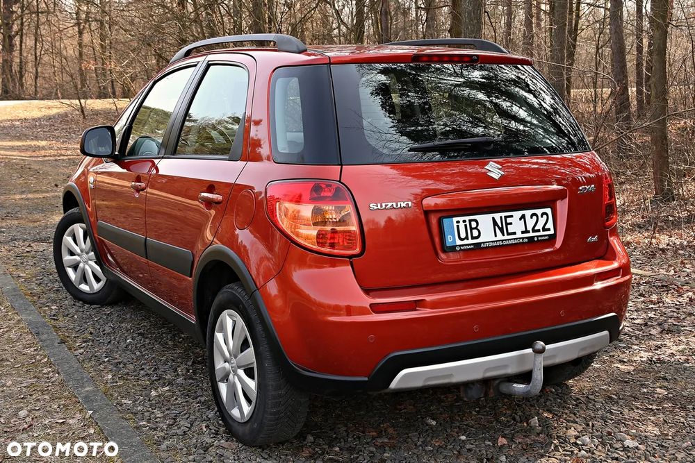 Suzuki SX4 2.0 DDiS 4x4 Style - 24