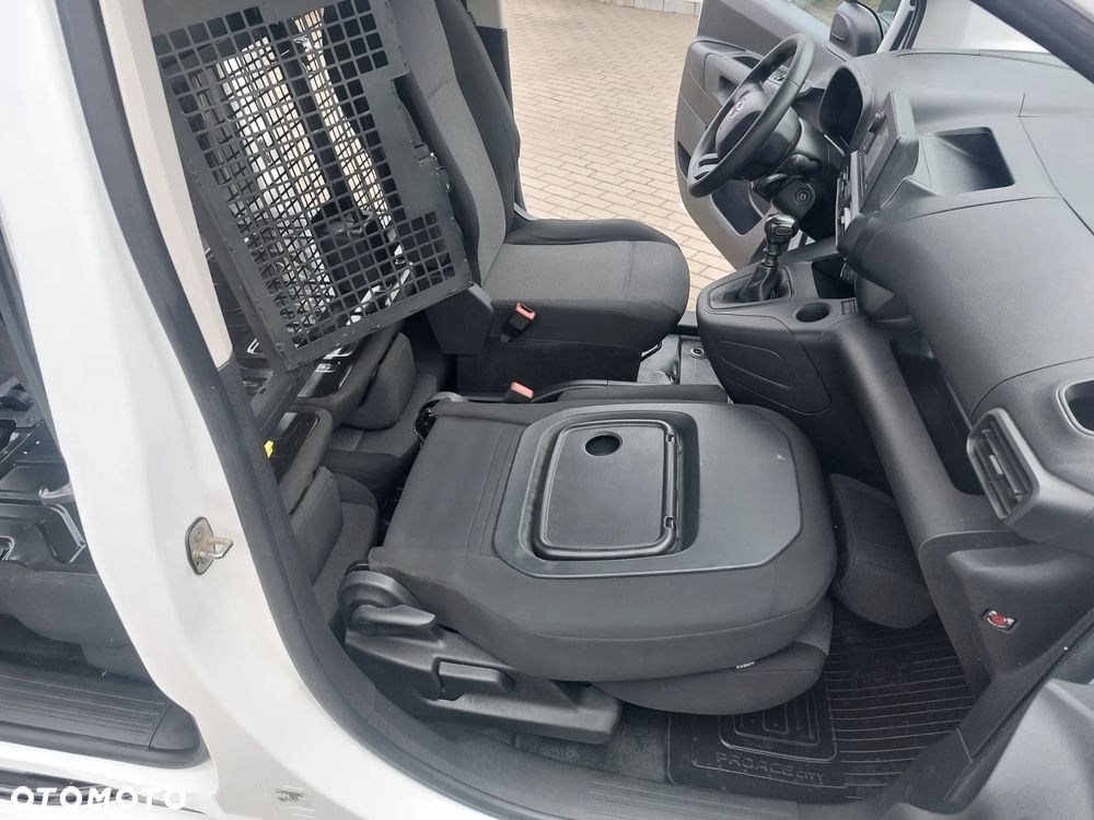 Toyota ProAce - 27