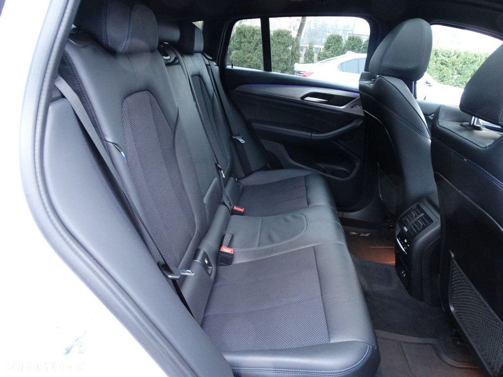 BMW X4 - 12