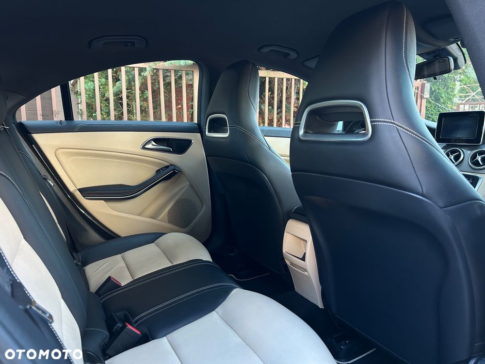 Mercedes-Benz CLA - 30