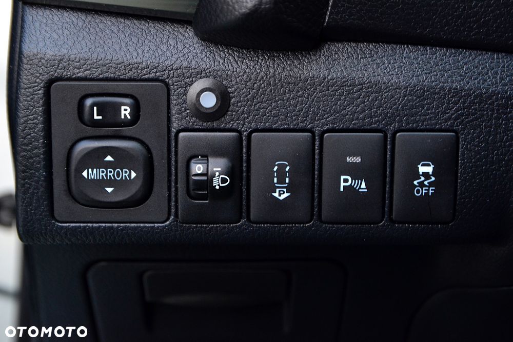 Toyota Auris 1.4 D-4D Premium - 15