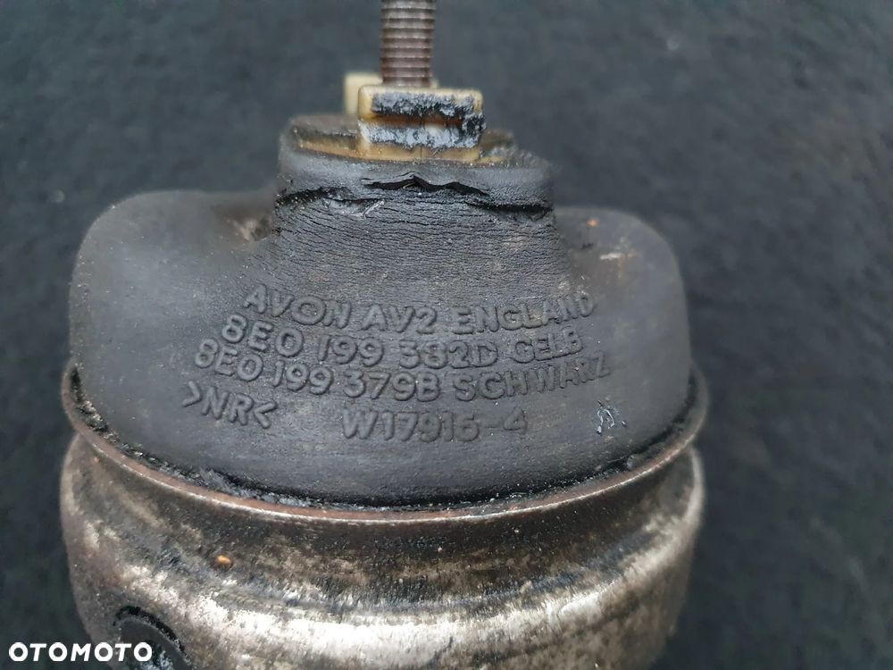 PODUSZKA Z CZUJNIKIEM AUDI A4 PASSAT B5 PODUSZKA SILNIKA 8E0199382D - 2