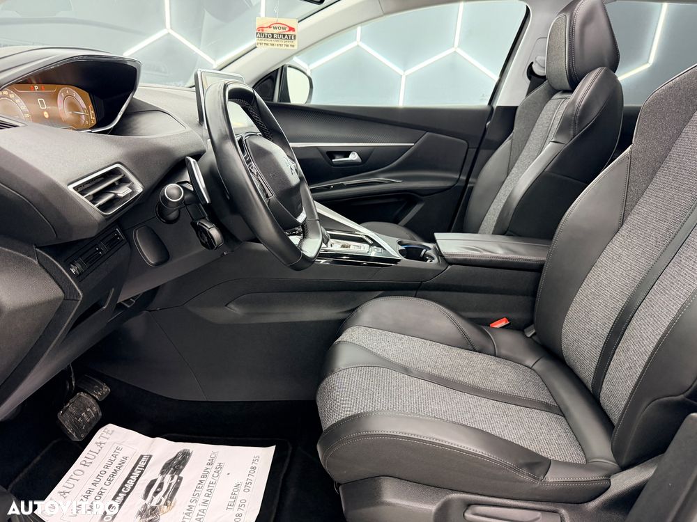 Peugeot 3008 1.2 PureTech Turbo S&S EAT6 Allure - 11