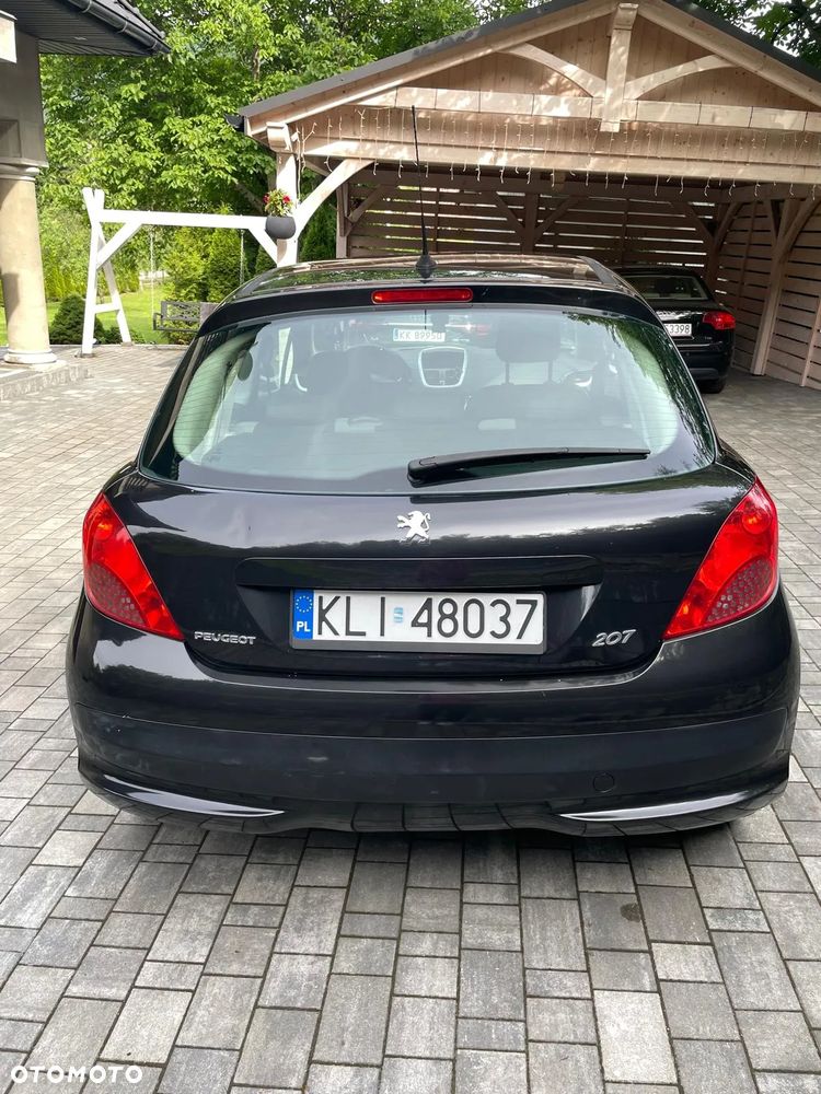 Peugeot 207 1.4 16V Trendy - 4