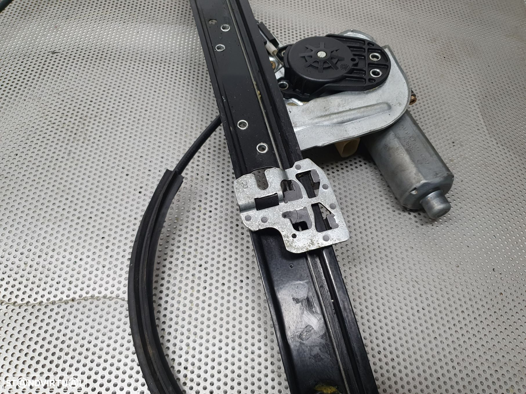 Elevador Frente Dto Bmw X5 (E53) - 4