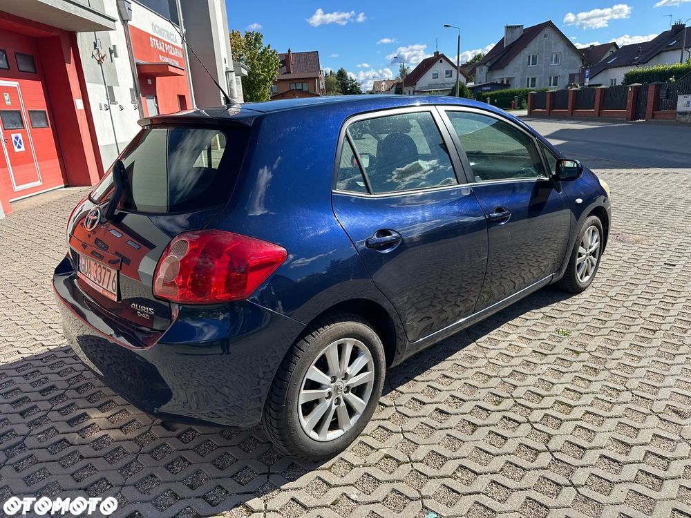 Toyota Auris 2.0 D-4D Prestige - 17