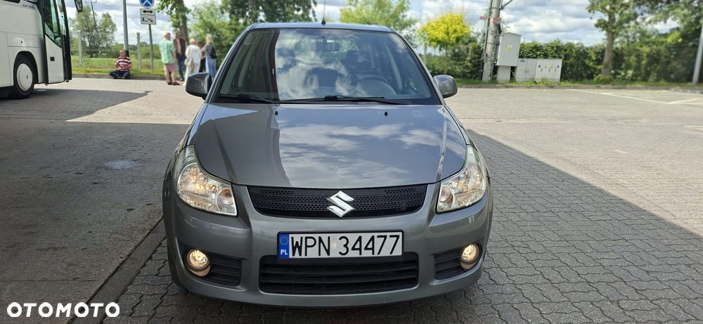 Suzuki SX4 1.6 VVT 4x2 Comfort - 2