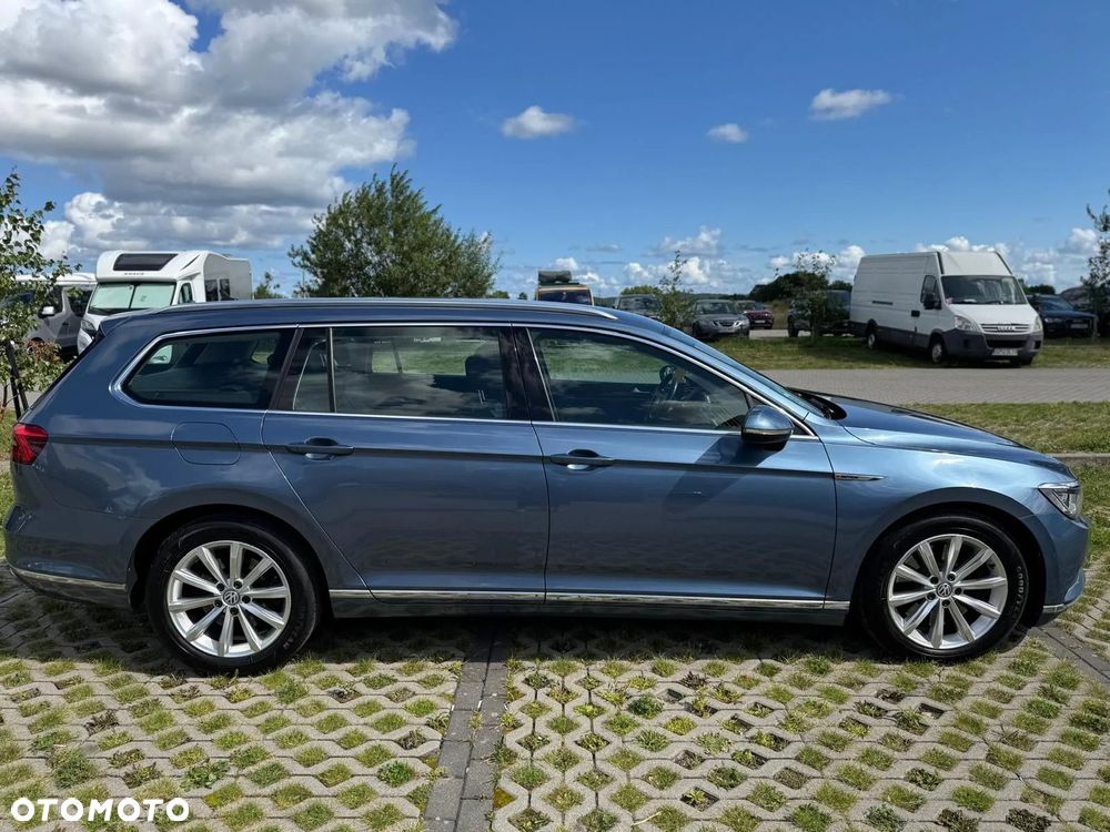 Volkswagen Passat 2.0 TDI Bi-Turbo BMT 4Mot Highline DSG - 1