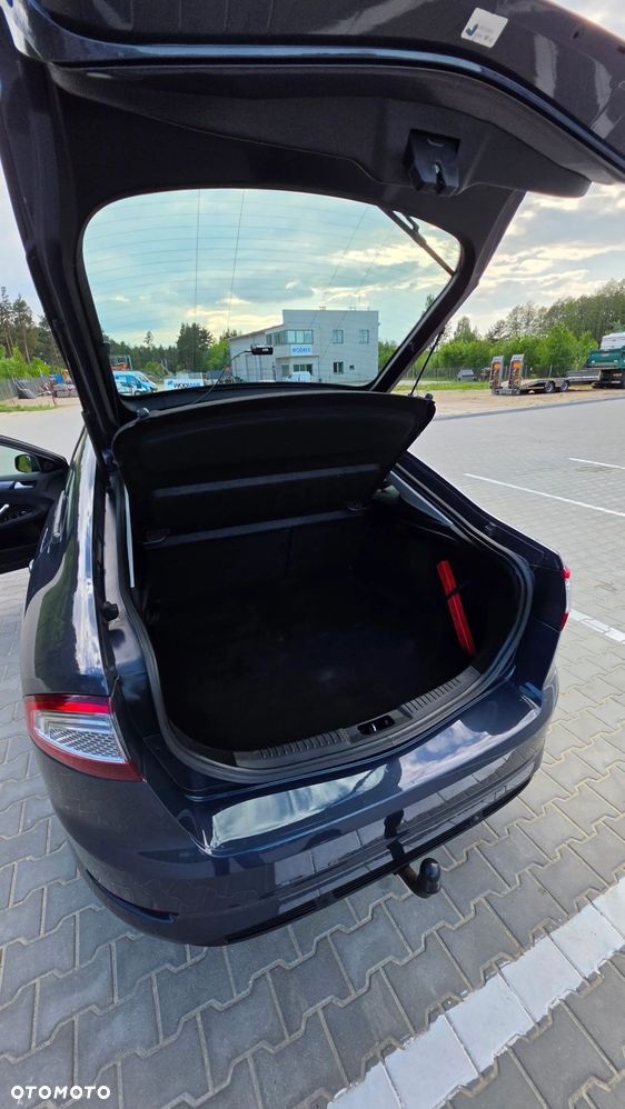 Ford Mondeo 2.0 TDCi Trend - 14