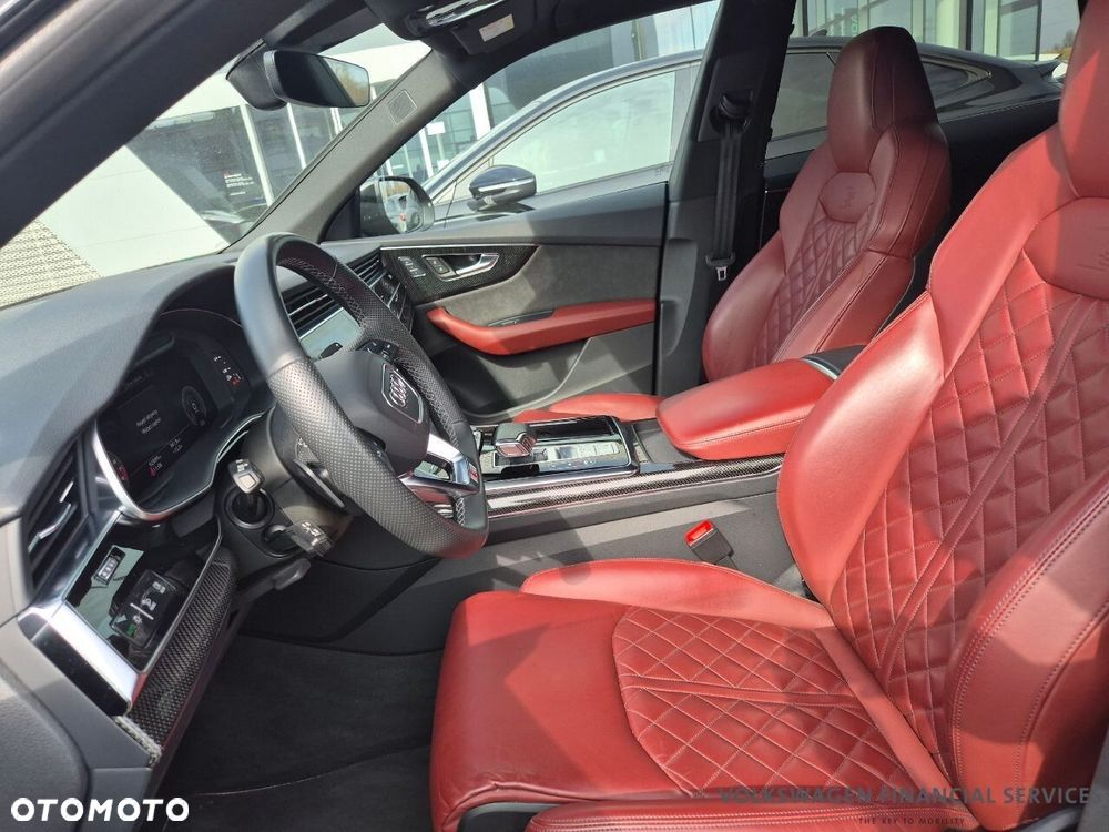 Audi SQ8 - 11