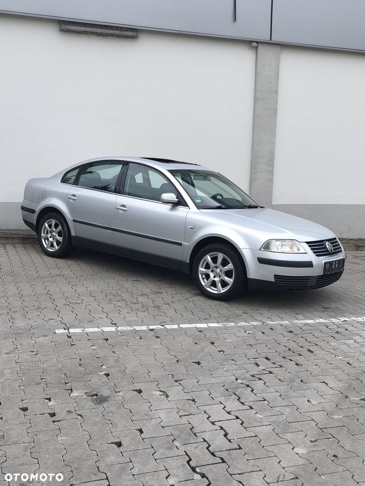 Volkswagen Passat - 9