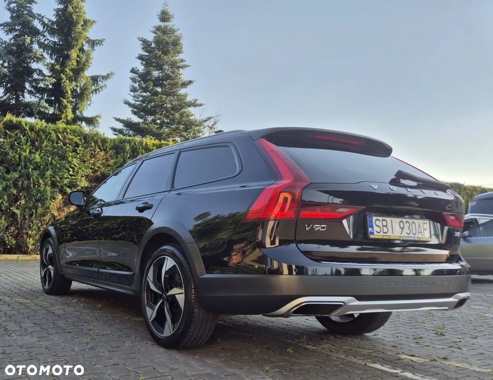 Volvo V90 Cross Country T6 AWD - 11