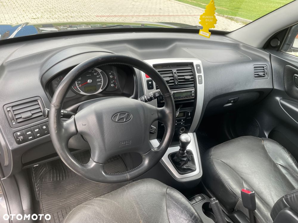 Hyundai Tucson 2.0 CRDi Premium - 9