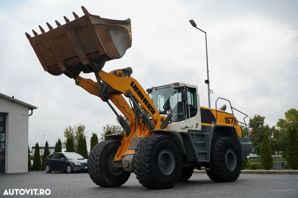 JCB L 576 XPower / ÎNCĂRCĂTOR FRONTAL TELESCOPIC / CAPACITATE CUPA 4,7 M³ - 2