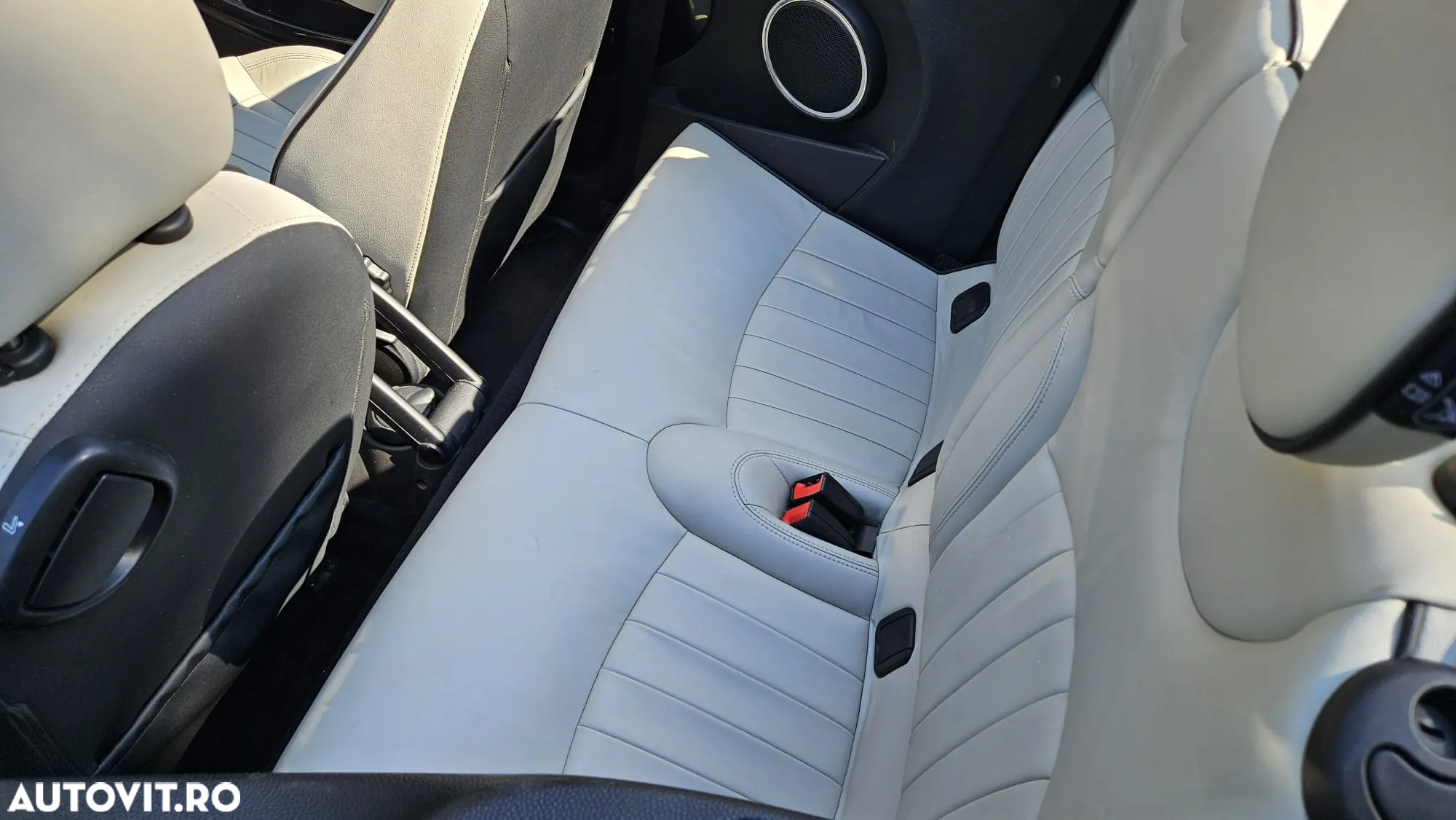 Mini Cooper Cabrio - 10