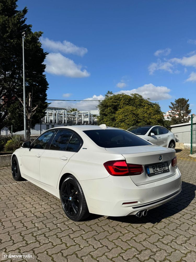 BMW 330 e iPerformance Line Sport - 4