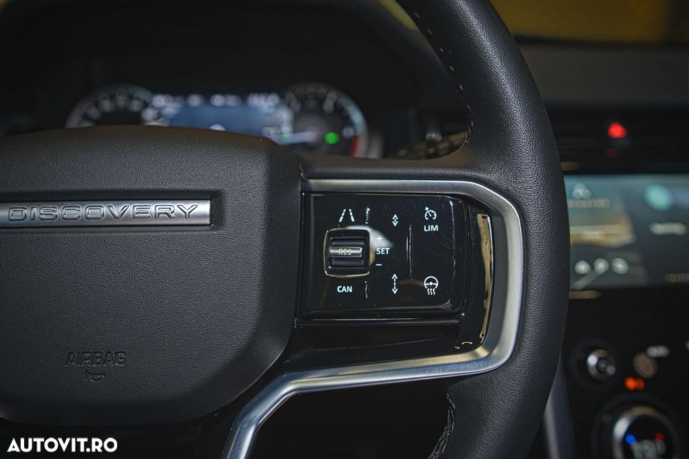 Land Rover Discovery Sport 2.0 D200 MHEV Dynamic SE - 25