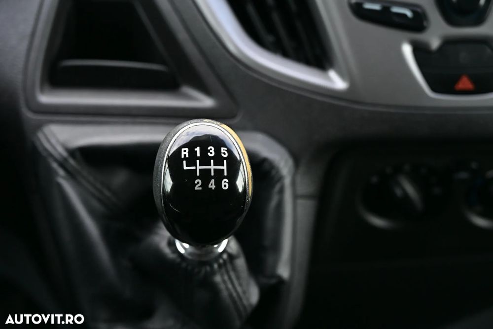 Ford Transit Custom - 23