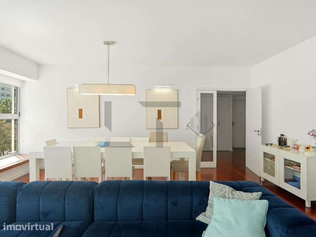 Incomparável Apartamento T3 Mobilado com Garagem, para Arrendamento... - Grande imagem: 3/30