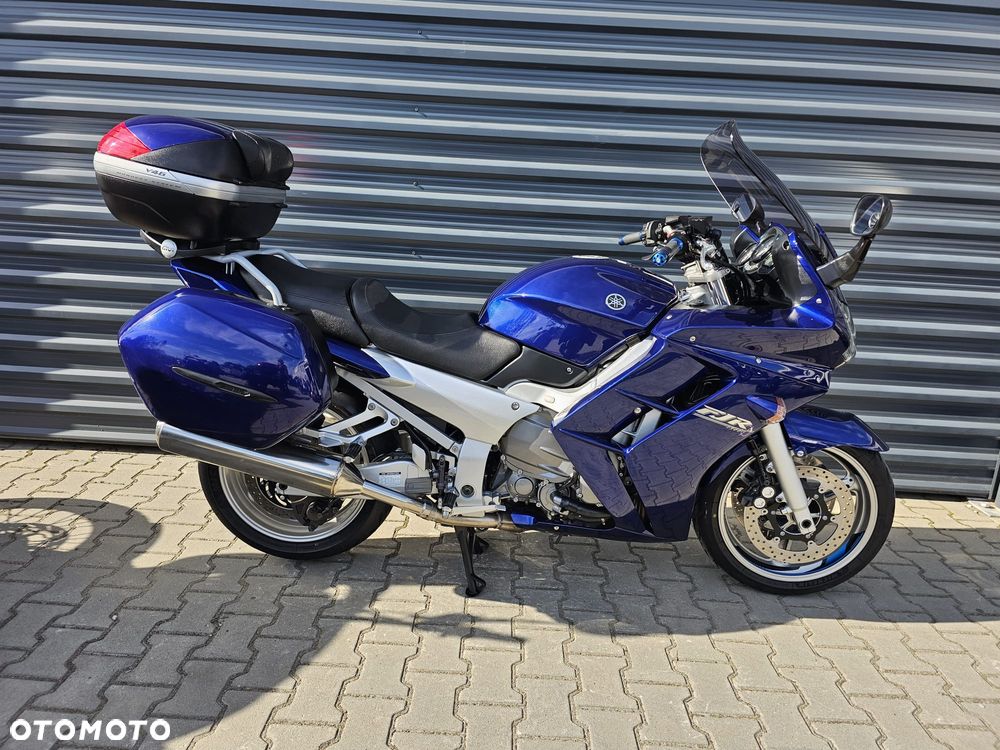 Yamaha FJR - 2