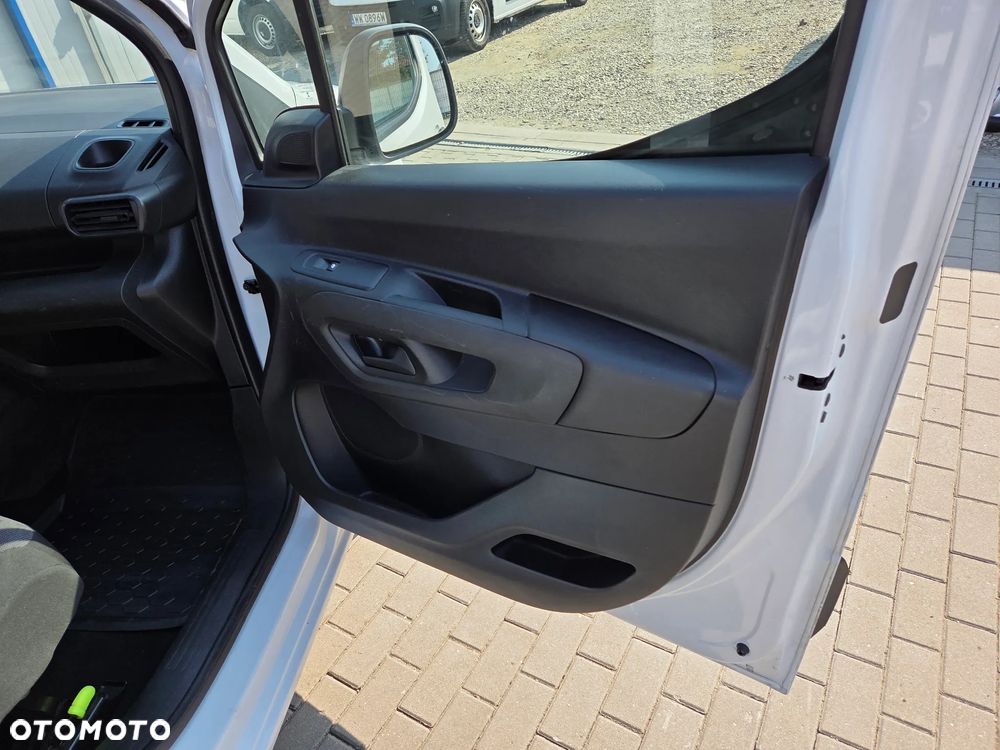 Peugeot Partner - 26