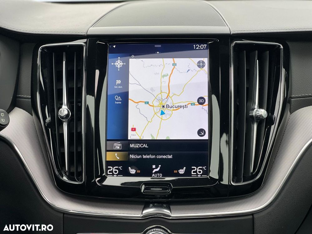 Volvo XC 60 T8 Twin Engine AWD R-Design - 18